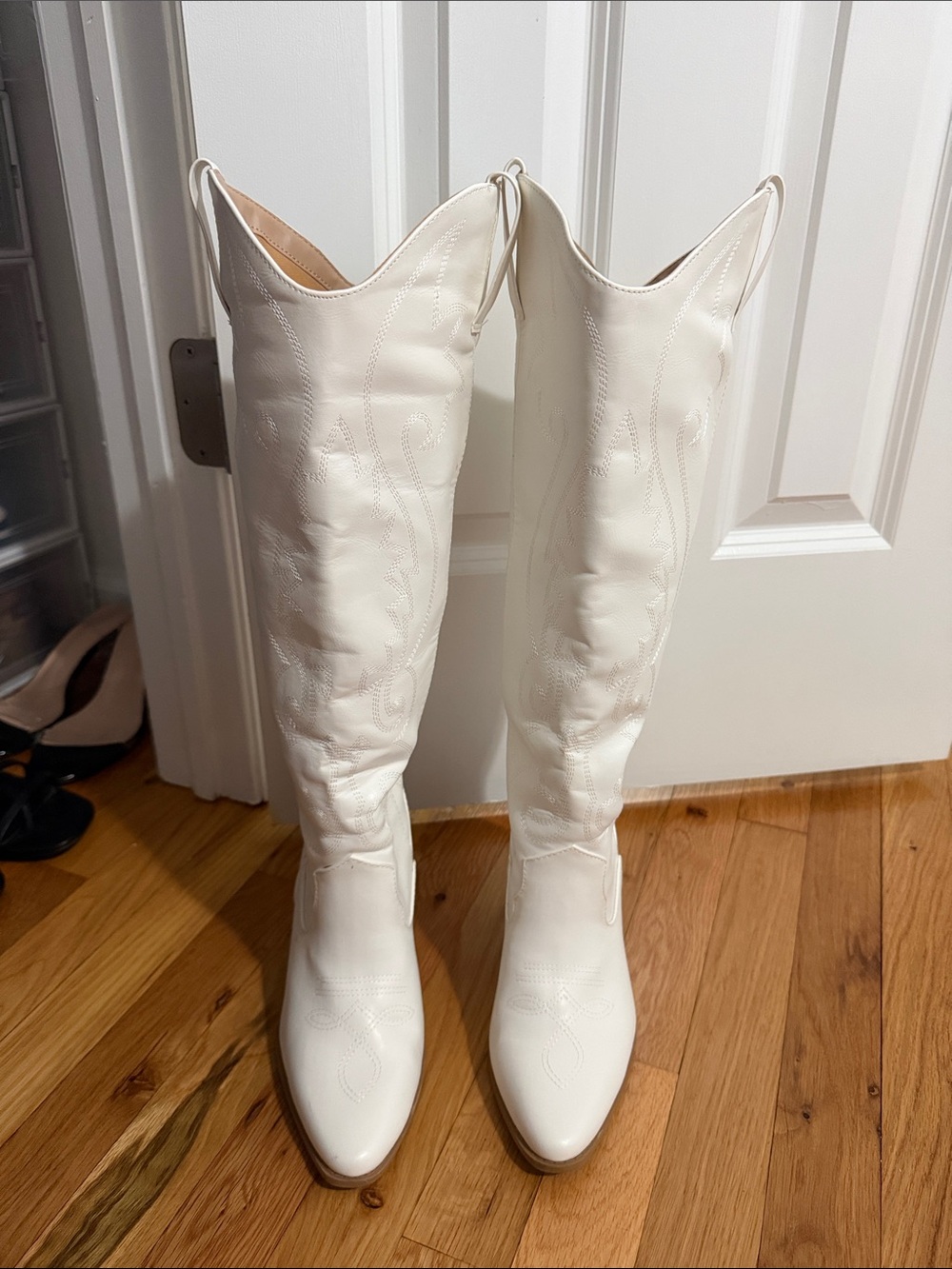 Women's Over-the-Knee White Western Boots